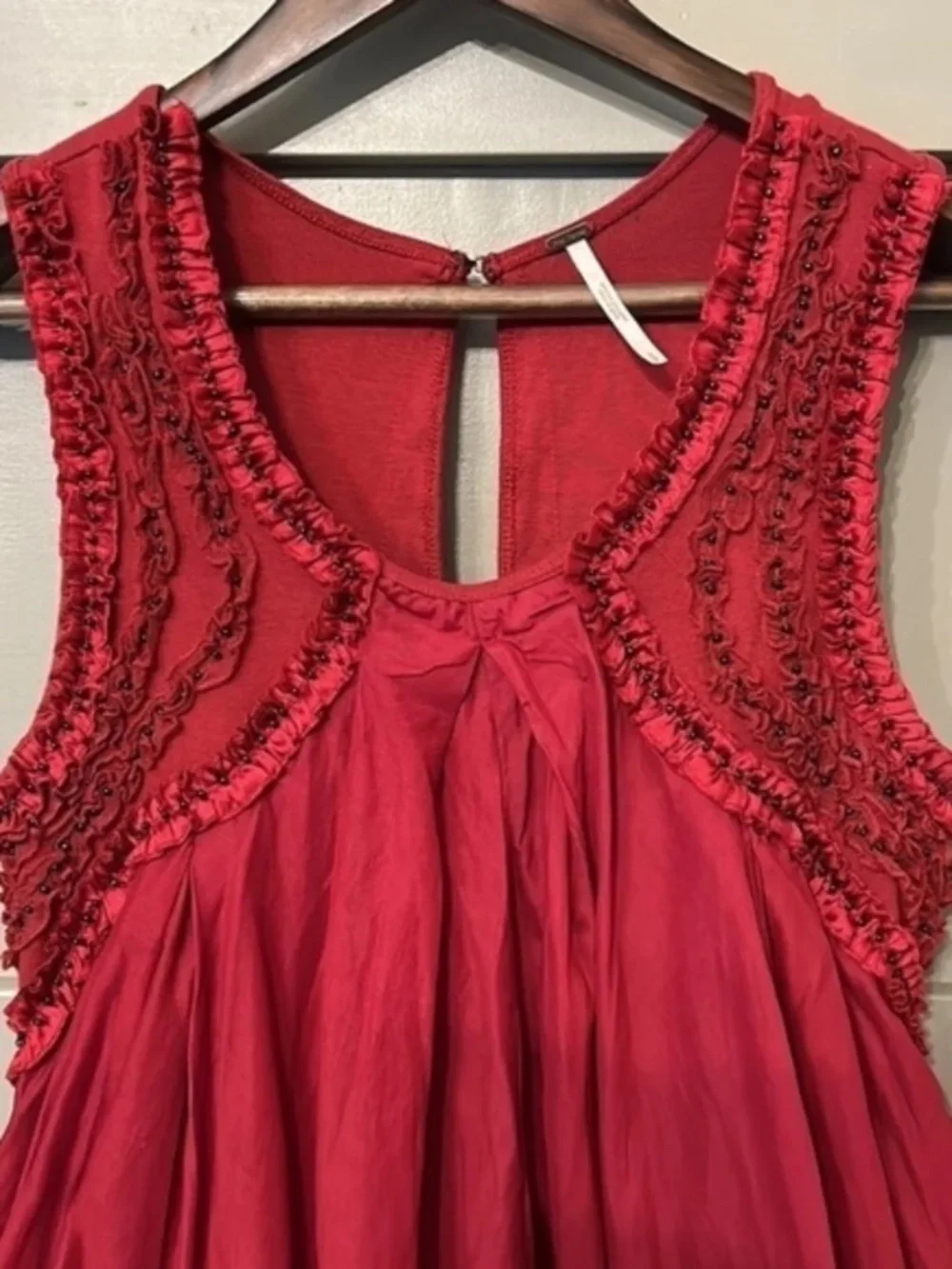 Free People Red Beaded Ruffle Dress Sleeveless Scoop Neck Keyhole Back Sz Small